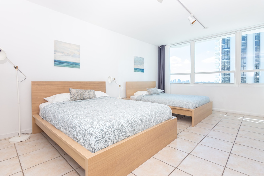 1108 Comfort Studio Suite