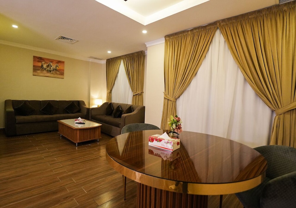 Basic Studio Suite photo 3