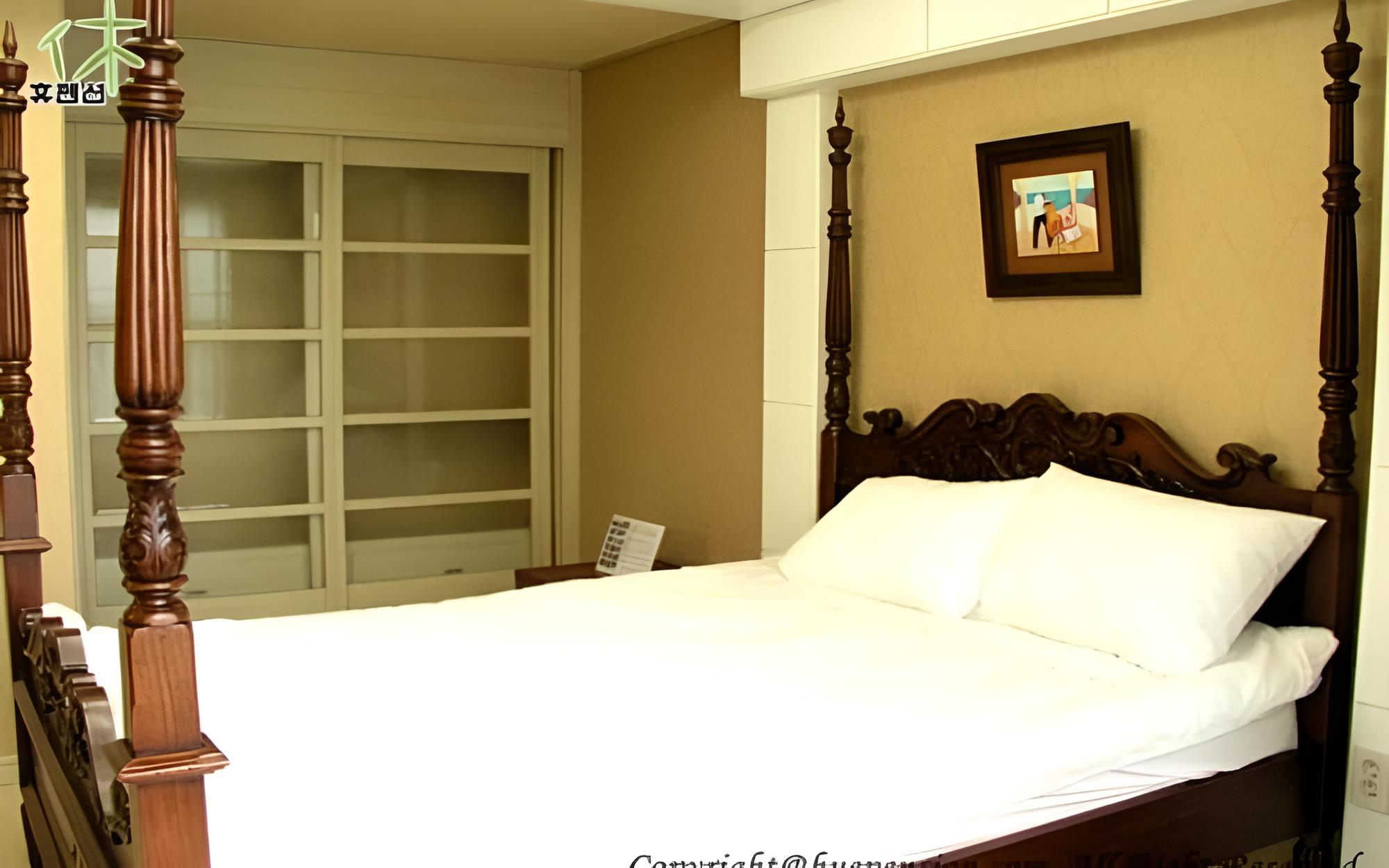 Room (Myeongmun Large Room B1)