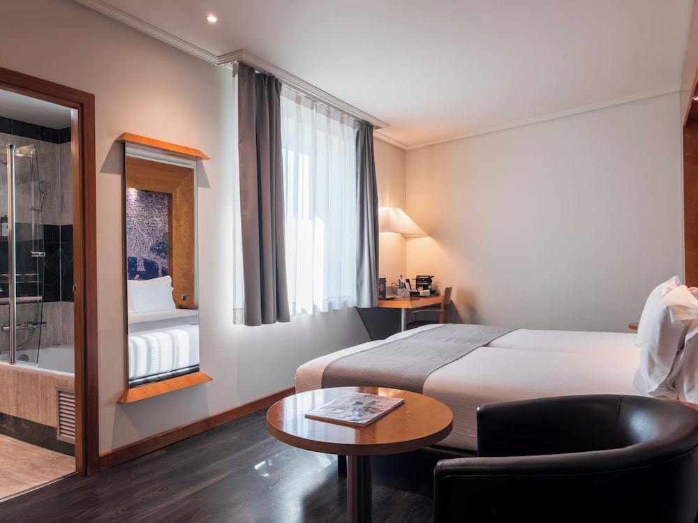 Standard Room photo 3