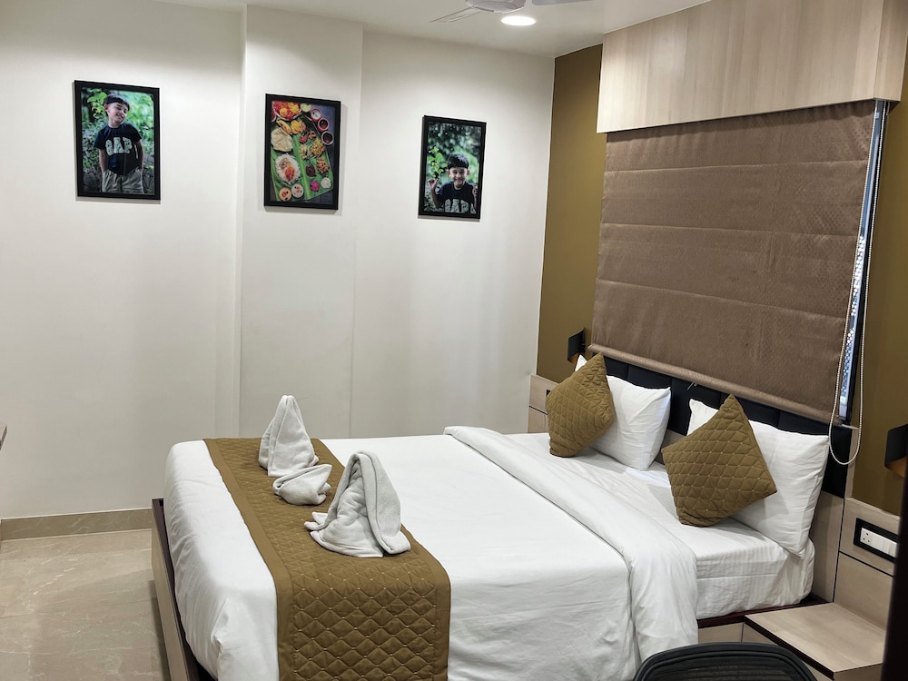 Deluxe Double Room photo 2