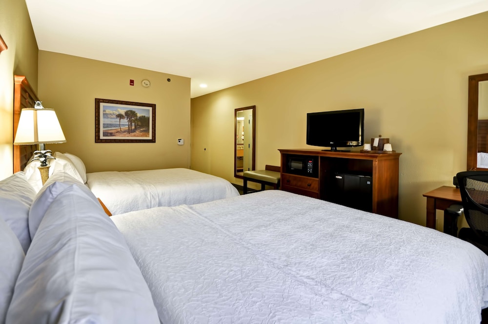 ADA Room, 2 Queen Beds, Non Smoking - Photo 2