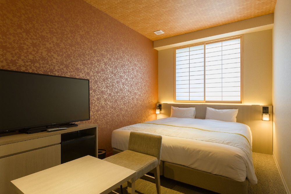 Standard Double Room, Non Smoking - Photo 1