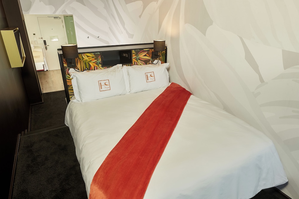 Standard Queen Room - Photo 3