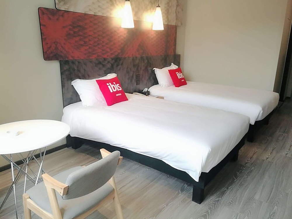 Standard Twin Room photo 1