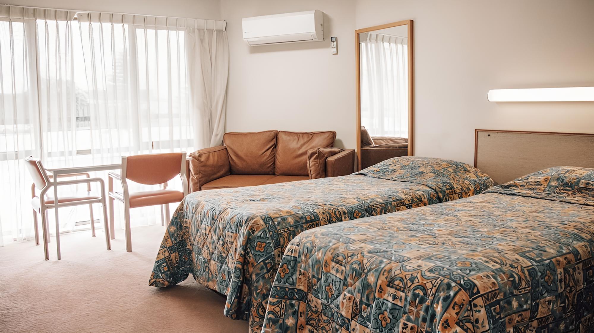 Standard Twin Room photo 1