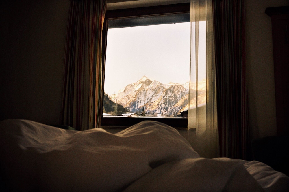 Double Room, Mountain View