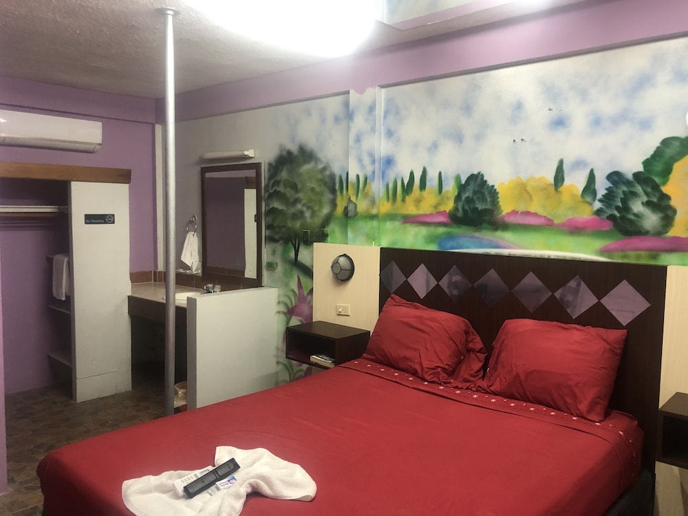 Room photo 2