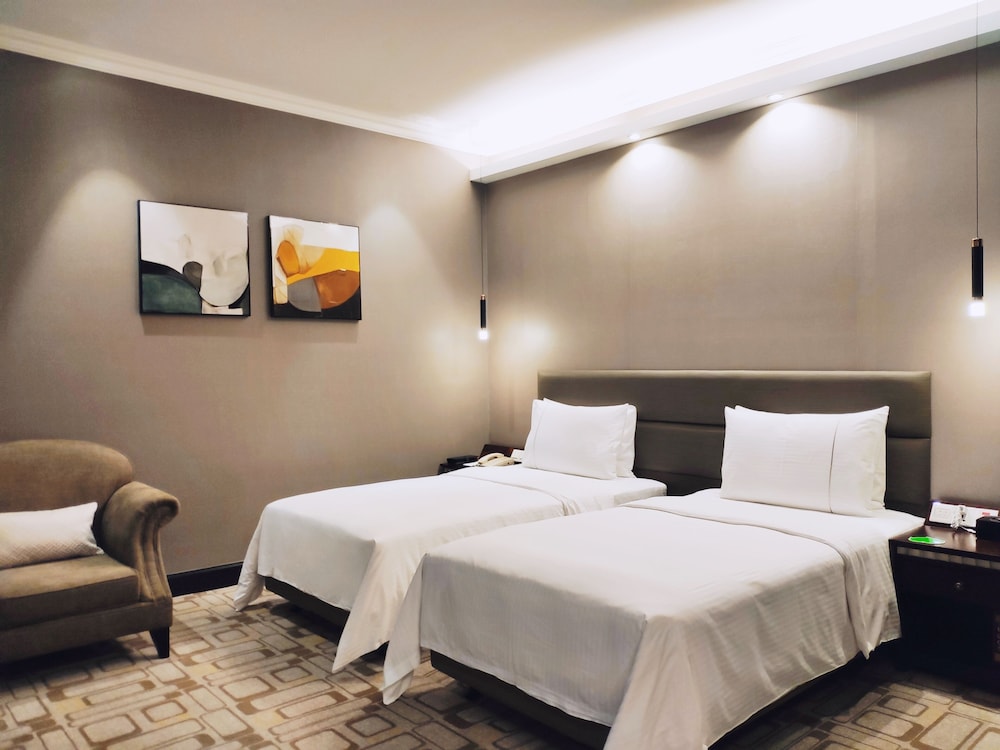 Superior Garden View Twin-bed Room - Photo 2