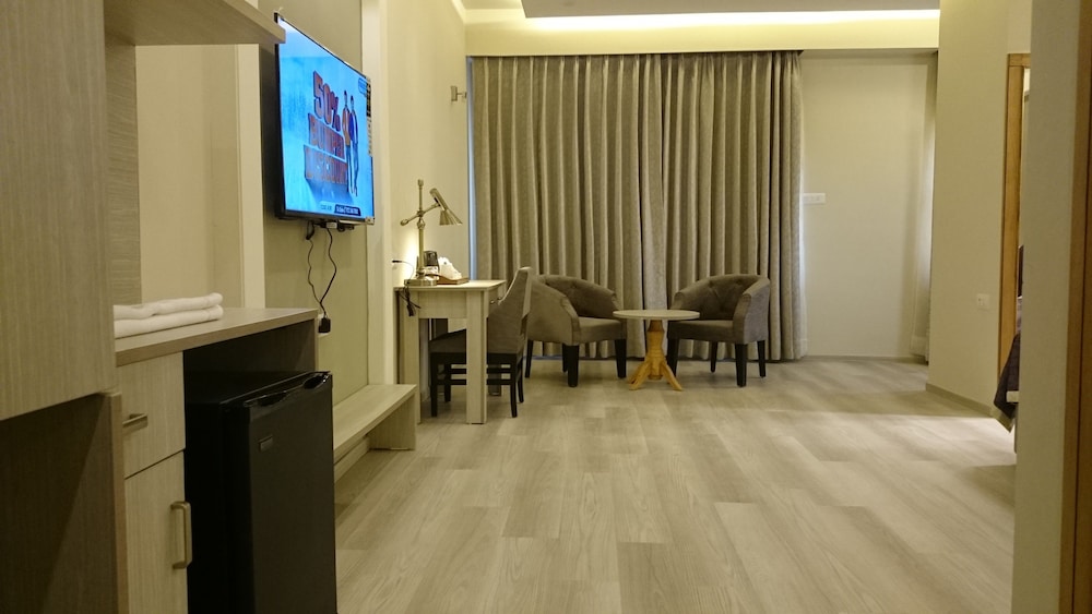 Classic Suite, 1 Bedroom photo 2