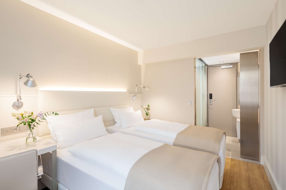 Small Standard Room