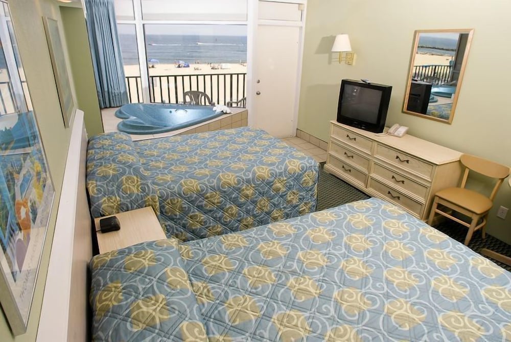 Deluxe Room, 2 Double Beds, Kitchenette, Ocean View - Photo 2