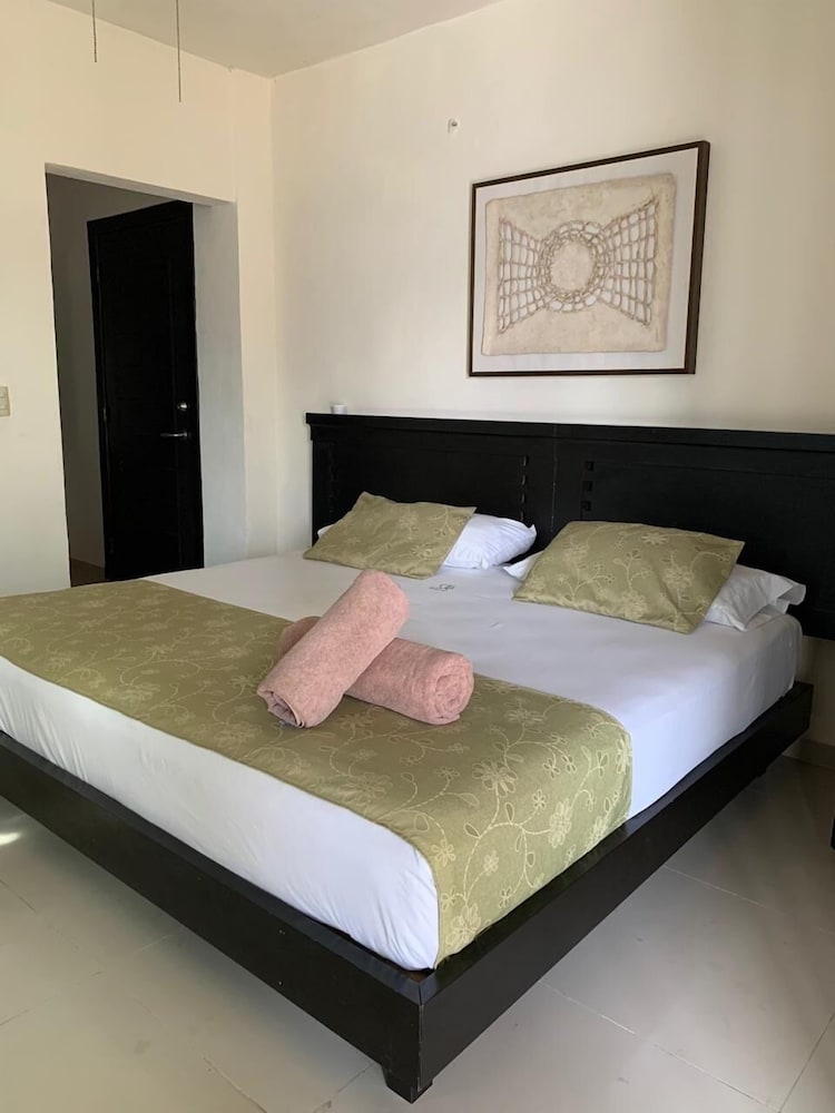 Deluxe Apartment, Beachside