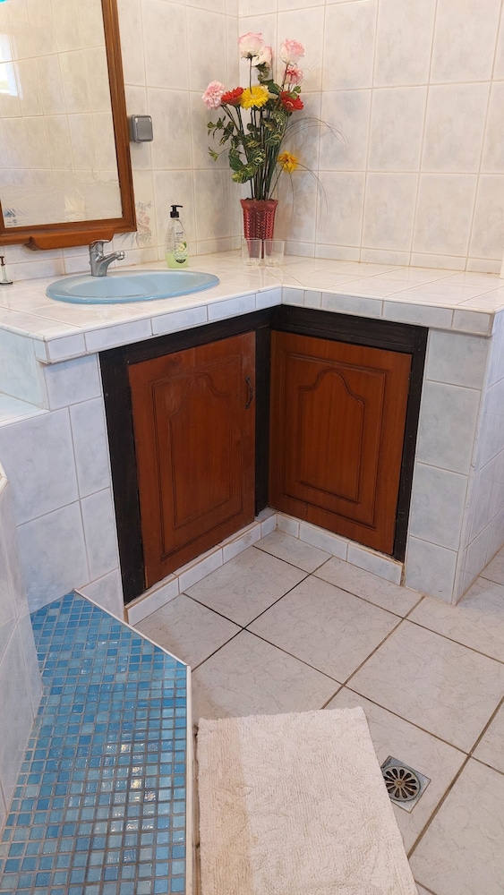 Standard Double Room, Ensuite, Garden View (Aute) photo 3
