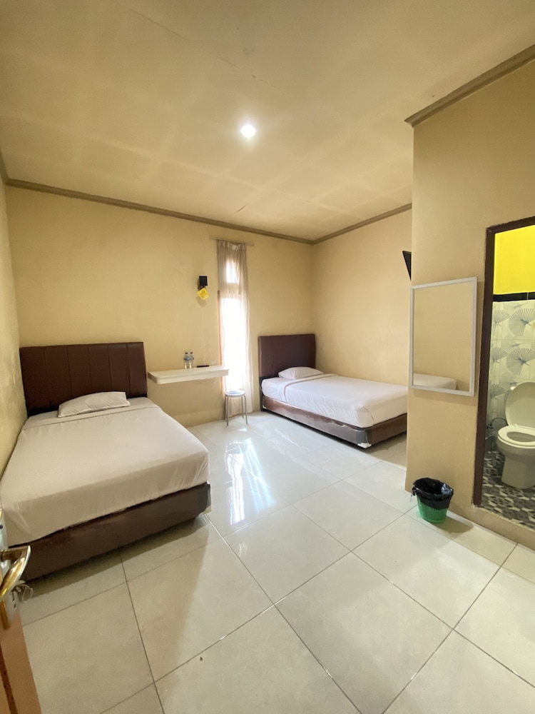 Deluxe Twin Room photo 1