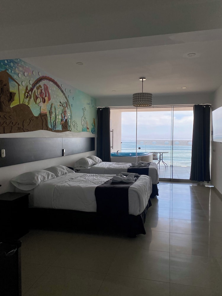 Junior Double Room, Beach View