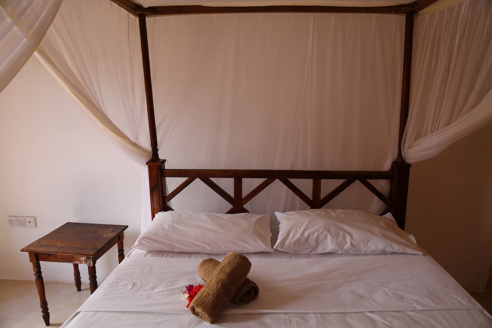Standard Double Room, Garden View