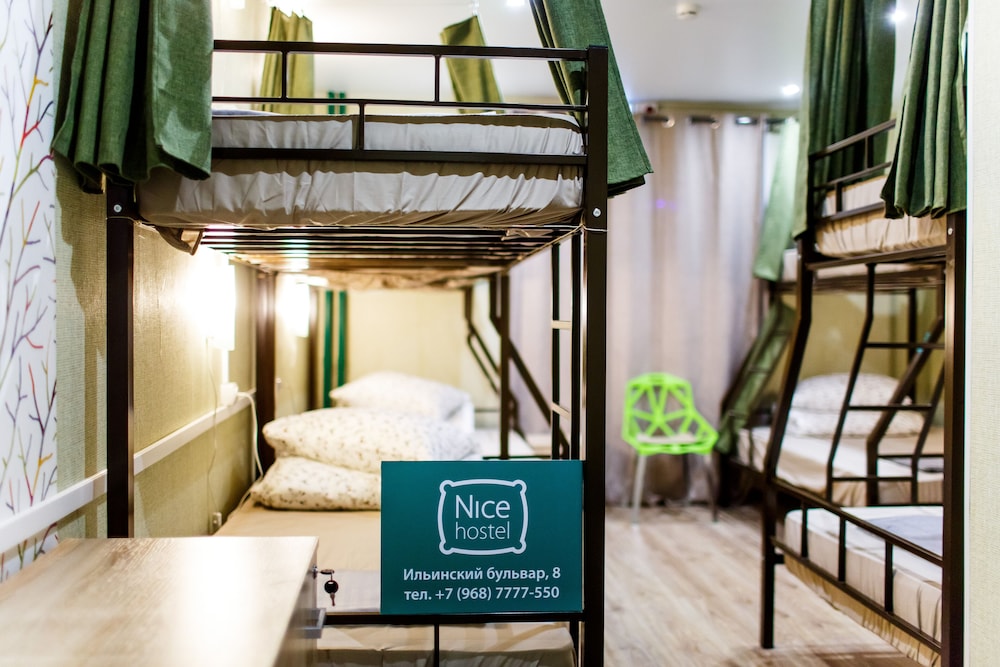 Shared Dormitory, Men only, Private Bathroom (8 beds, Upper bed) photo 2