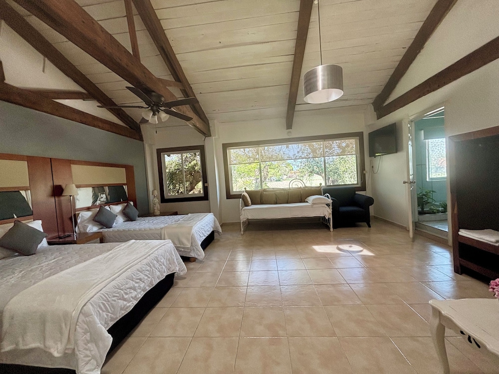 Superior Suite, Multiple Beds
