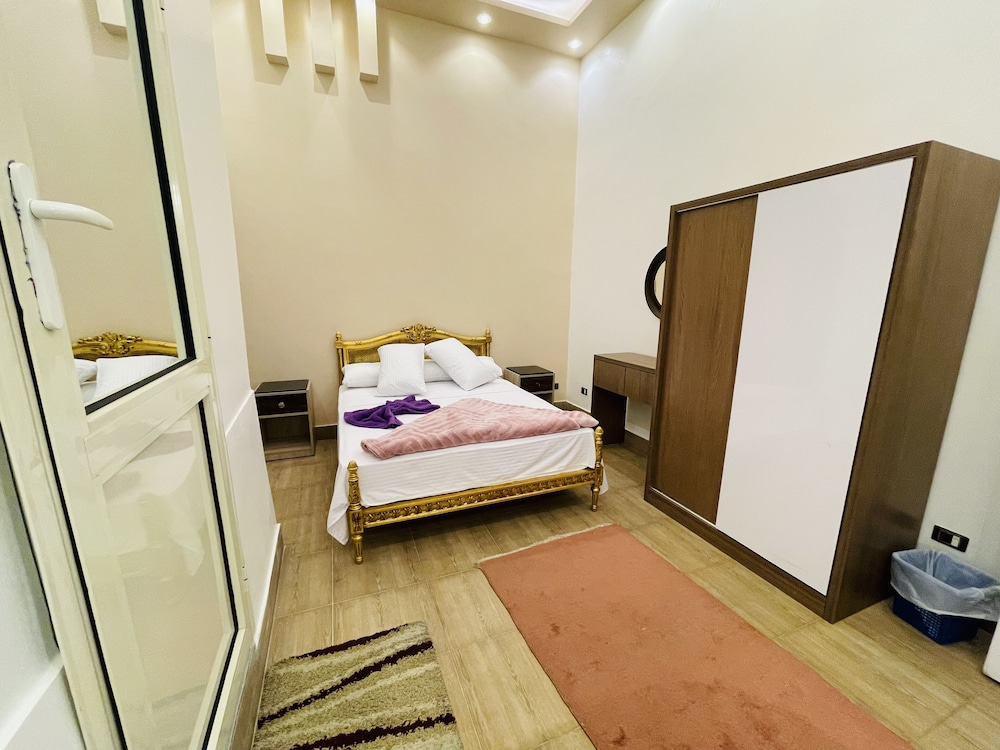 Deluxe Double Room - Photo 1