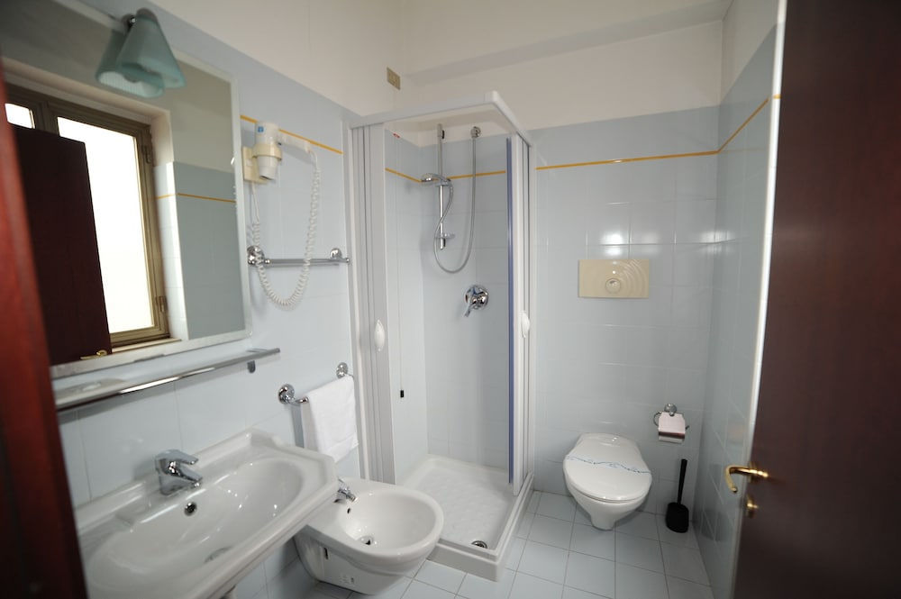 Classic Single Room photo 3