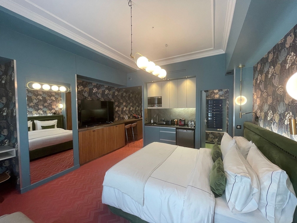 Junior Suite (Eiffel) photo 2