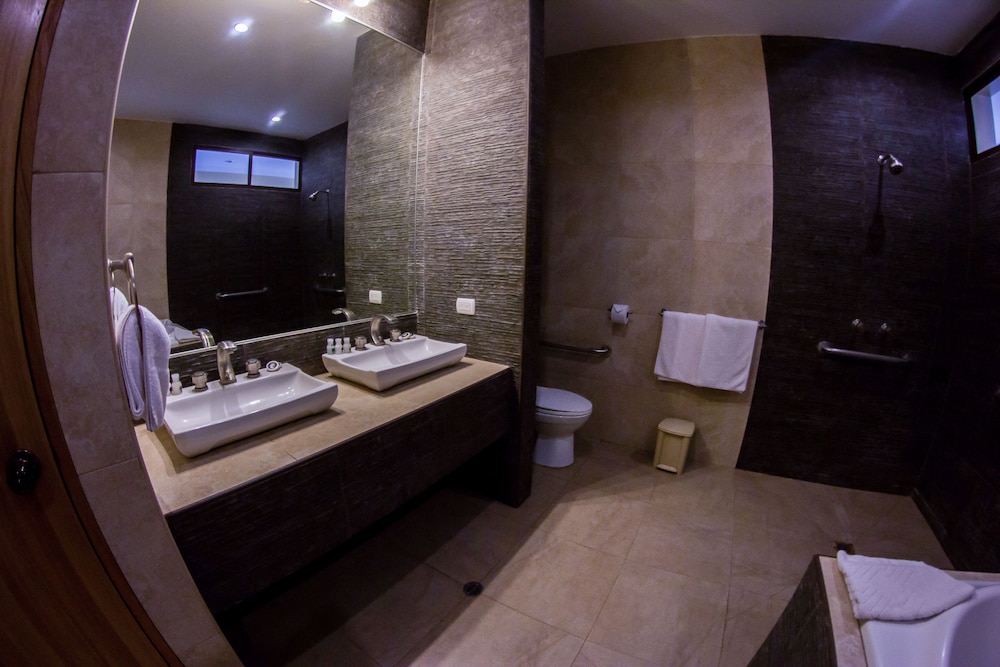 Suite photo 3