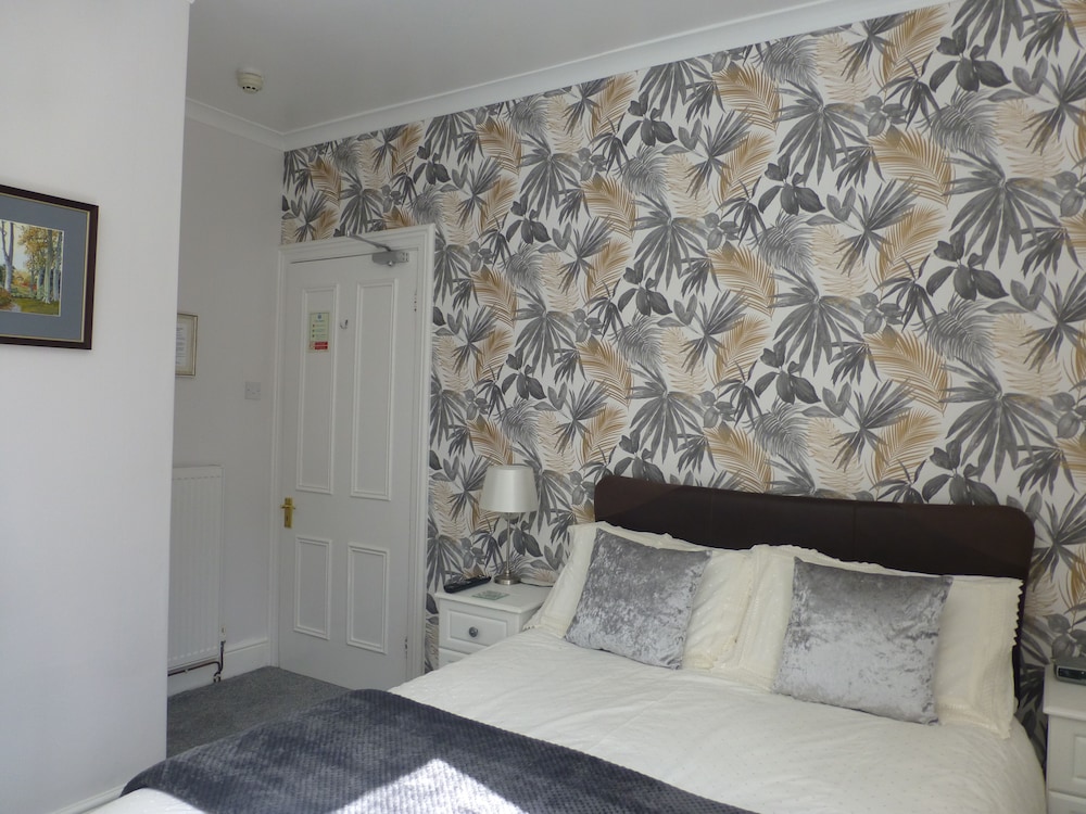 Double Room, Ensuite, Garden View (First Floor) - Photo 5
