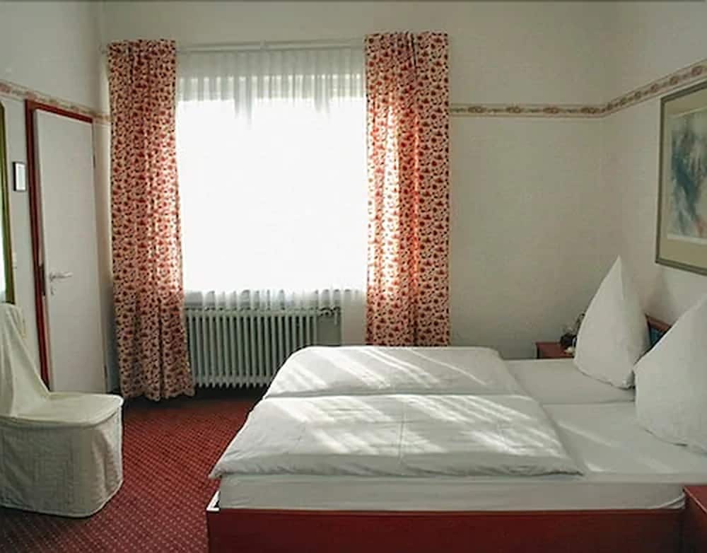 Double Room - Photo 7