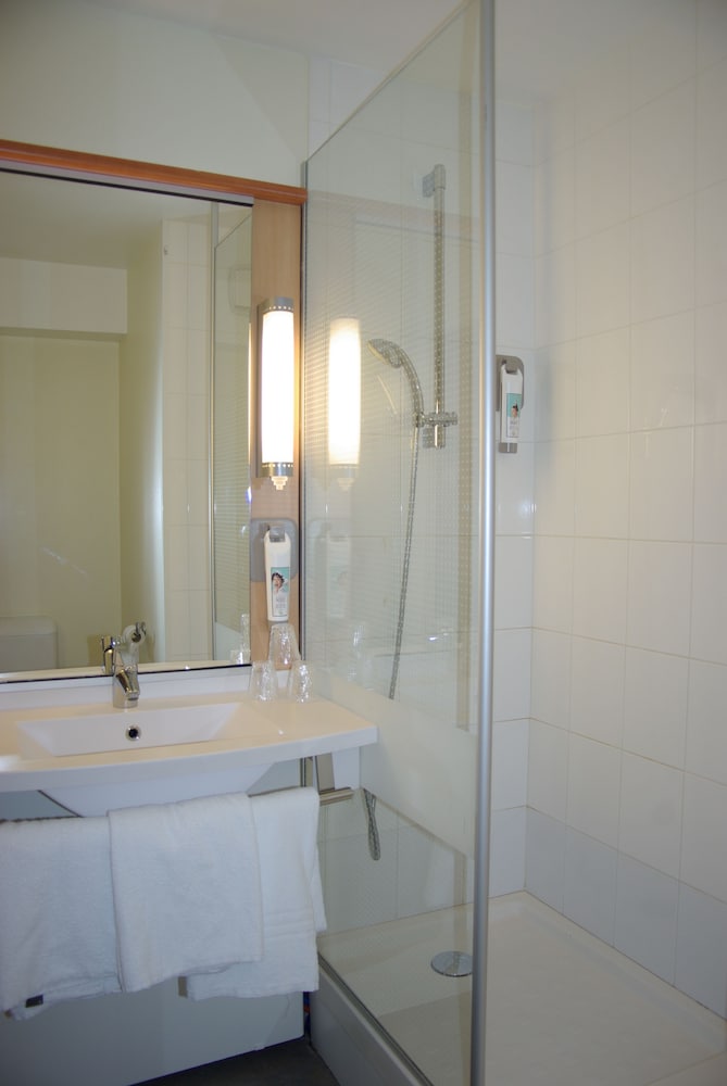 Standard Room, 1 Double Bed - Photo 7