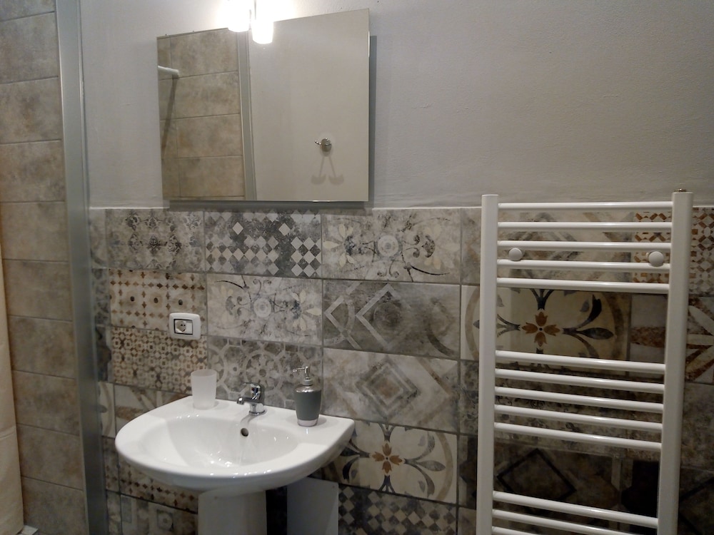 Triple Room - Photo 2