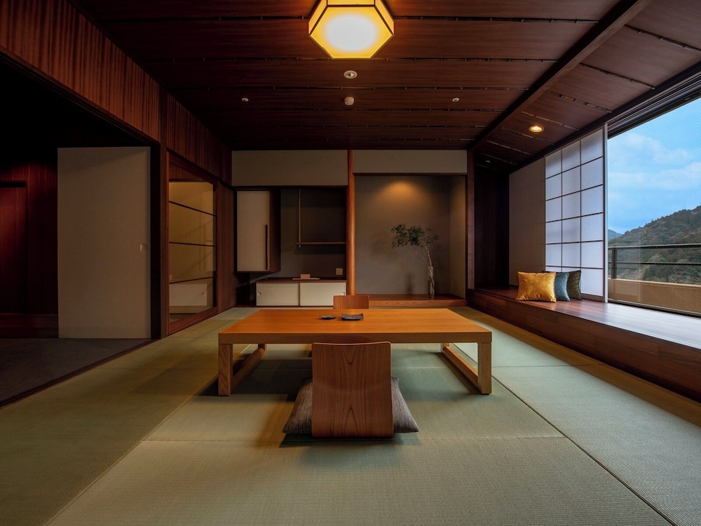 Nostalgic Japan Double (Japanese-Western Style Room), Non Smoking - Photo 1