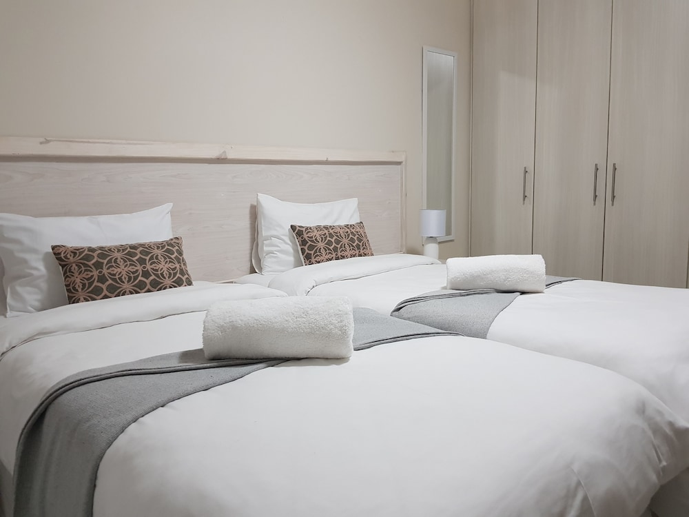 Basic Room, 2 Twin Beds photo 1
