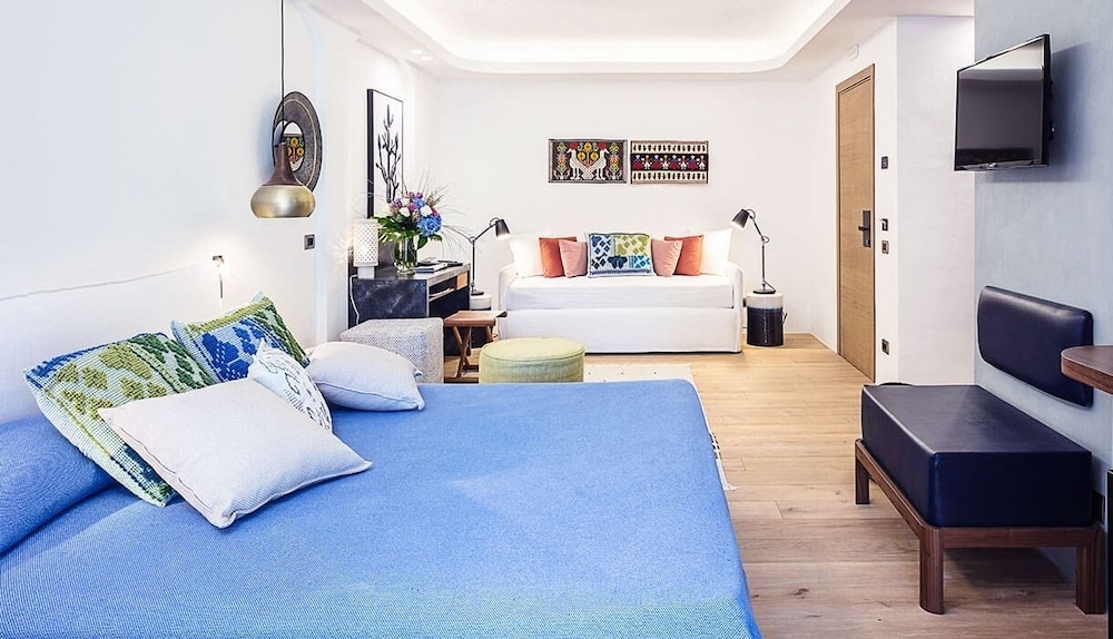 Junior Quadruple Room