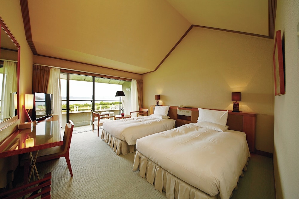 Standard Twin Room - Photo 1