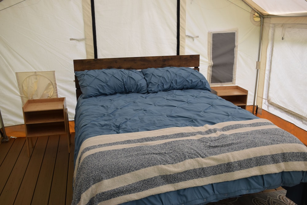 Luxury Tent photo 1