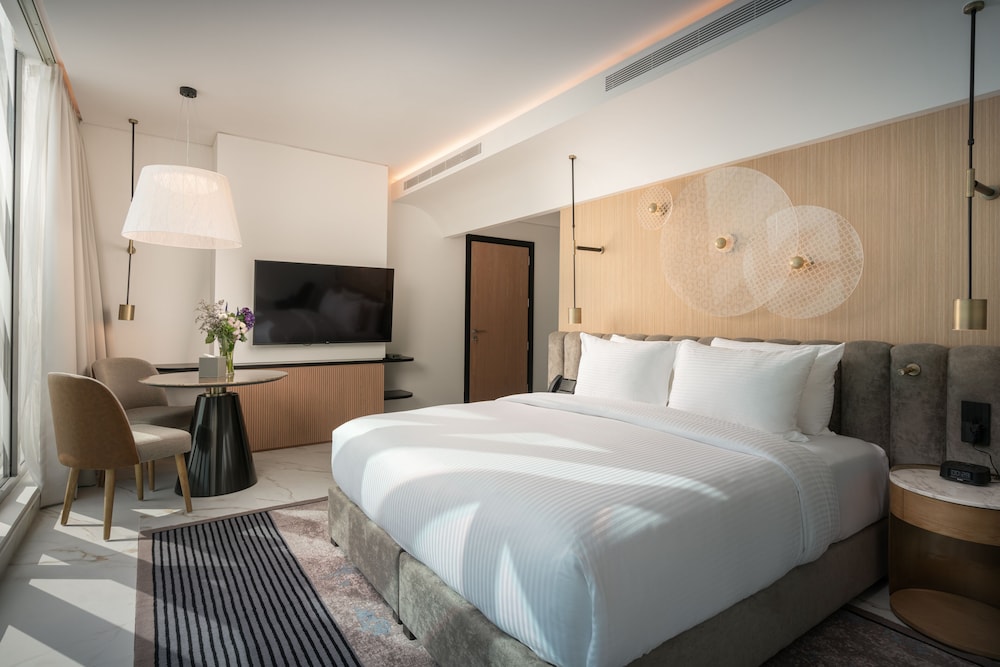 Junior Suite, City View photo 1