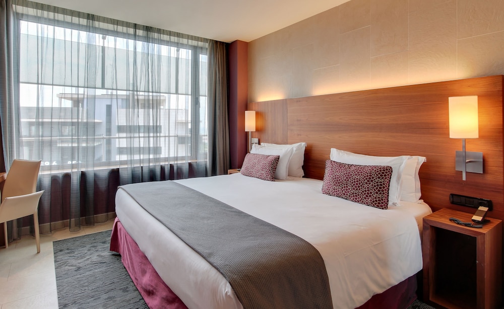 Double Room (Breakfast Included) - Photo 1