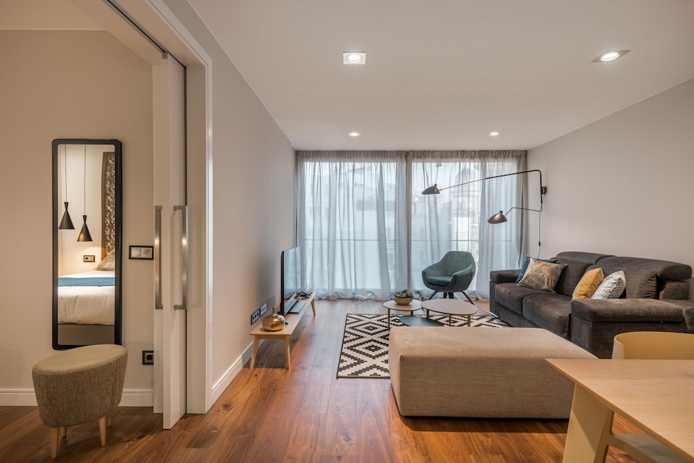 Executive Apartment, 1 Bedroom - Photo 5