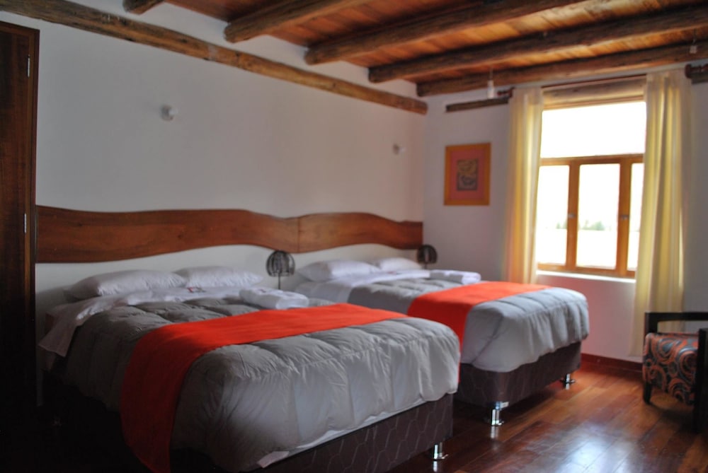 Standard Twin Room, 2 Double Beds, Private Bathroom photo 1