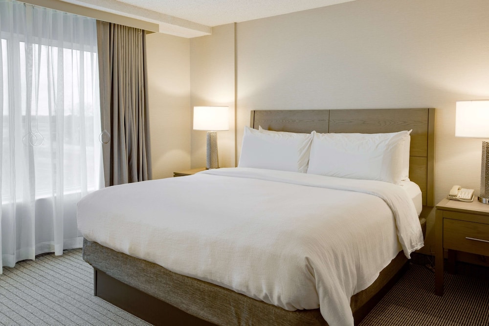 Suite, 1 King Bed, Non Smoking - Photo 2