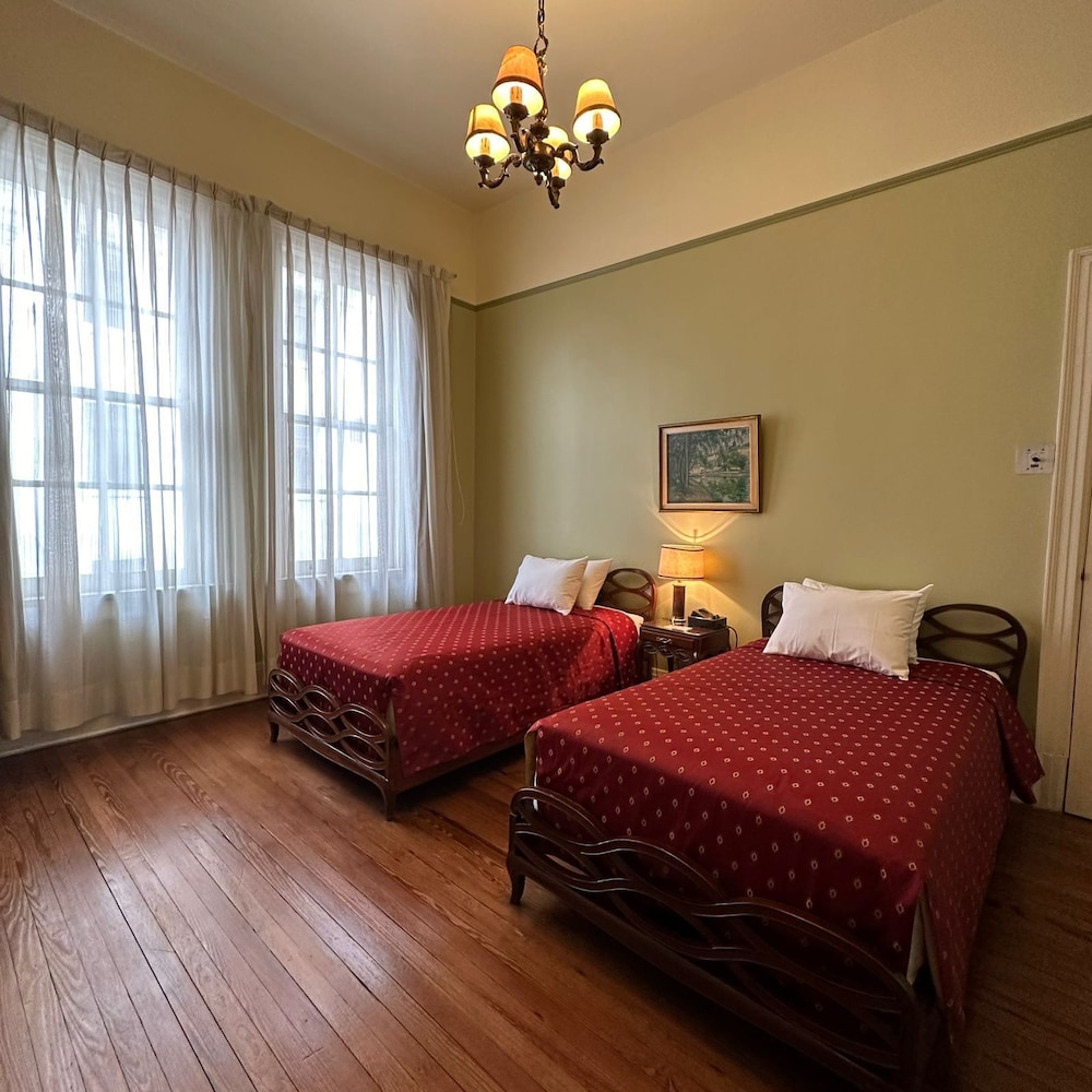Classic Twin Room photo 1