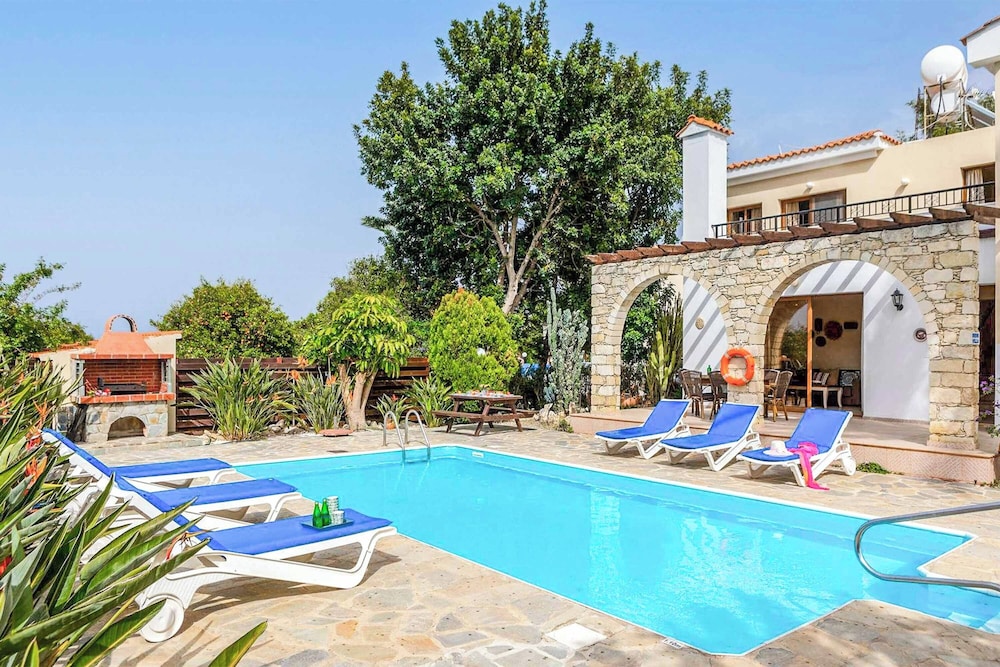 Villa (3 Bedrooms) photo 1