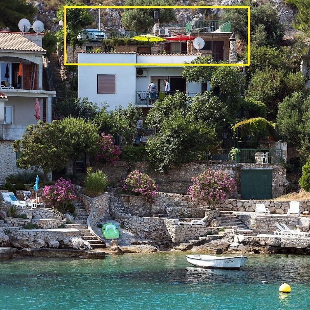 Studio (Bobi - 10 M from the sea - SA2 (2+1))