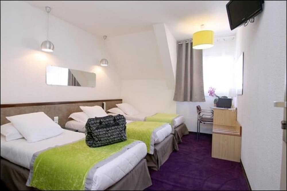 Triple Room - Photo 1