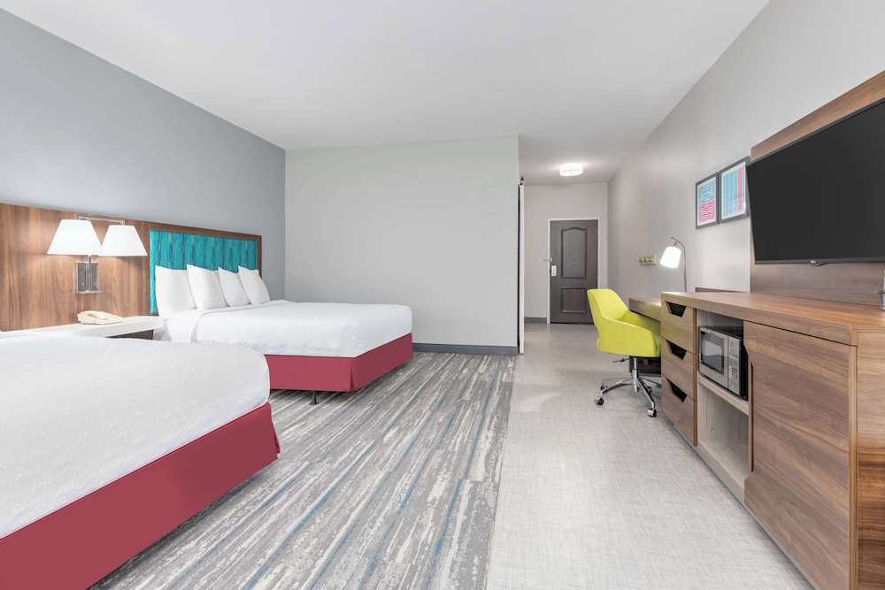 Room, 2 Queen Beds, Accessible, Non Smoking photo 2