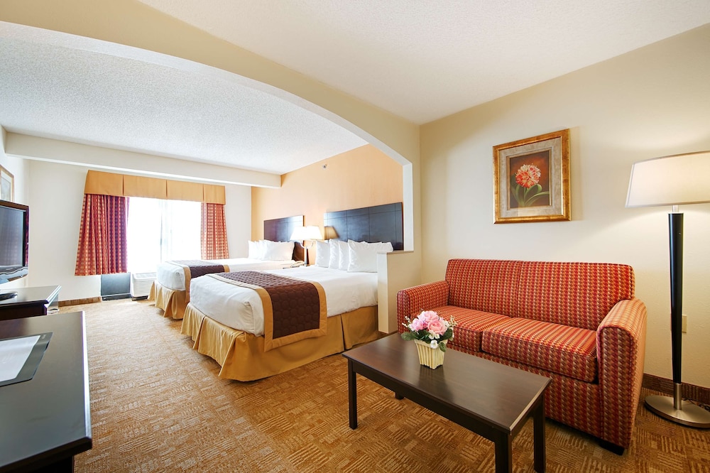 Suite, 2 Queen Beds, Non Smoking, Kitchenette (with Sofabed) - Photo 1