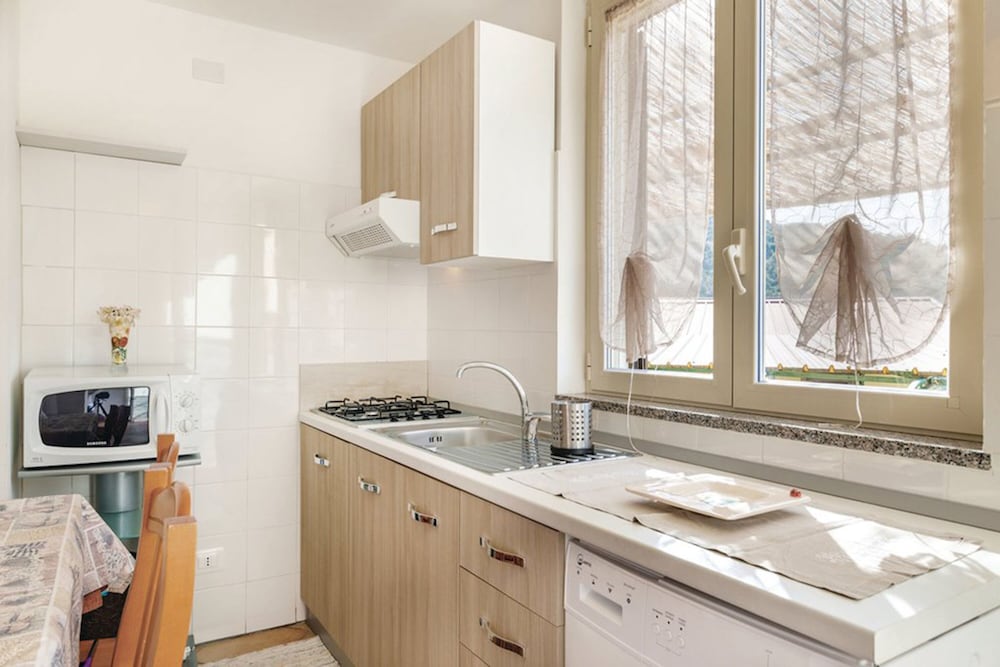 Family Apartment, 1 Bedroom (Beautiful Cozy Apt Terrace Shared) photo 2