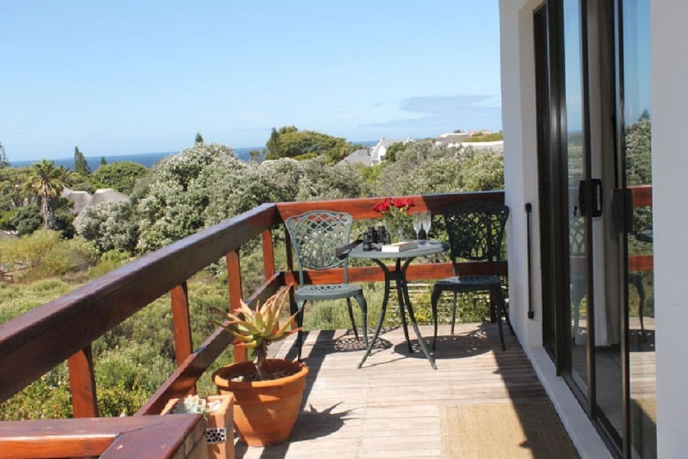 Honeymoon Double Room (Francolin) photo 2