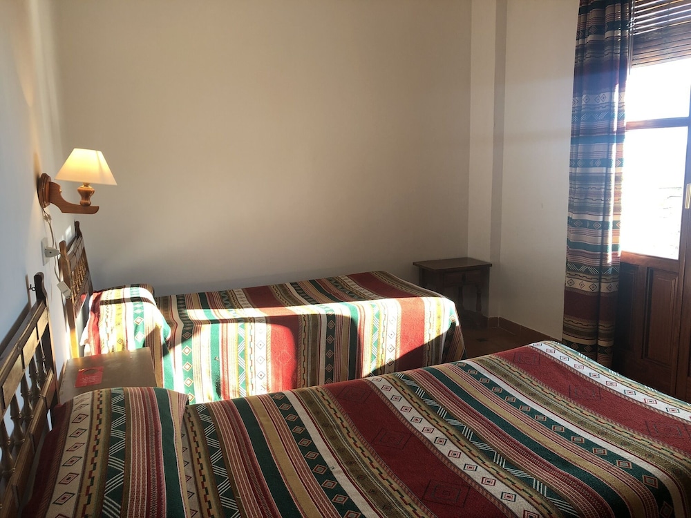 Economy Double Room photo 2